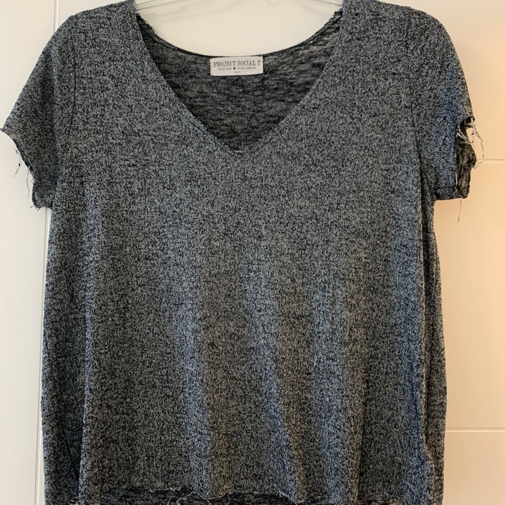 Basic Layer V Neck T